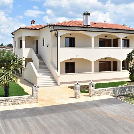 Apartmani Diana Novigrad  Zewnętrze zdjęcie